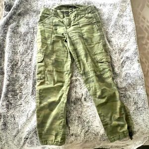 Women’s Sanctuary Cargp Capri Pants